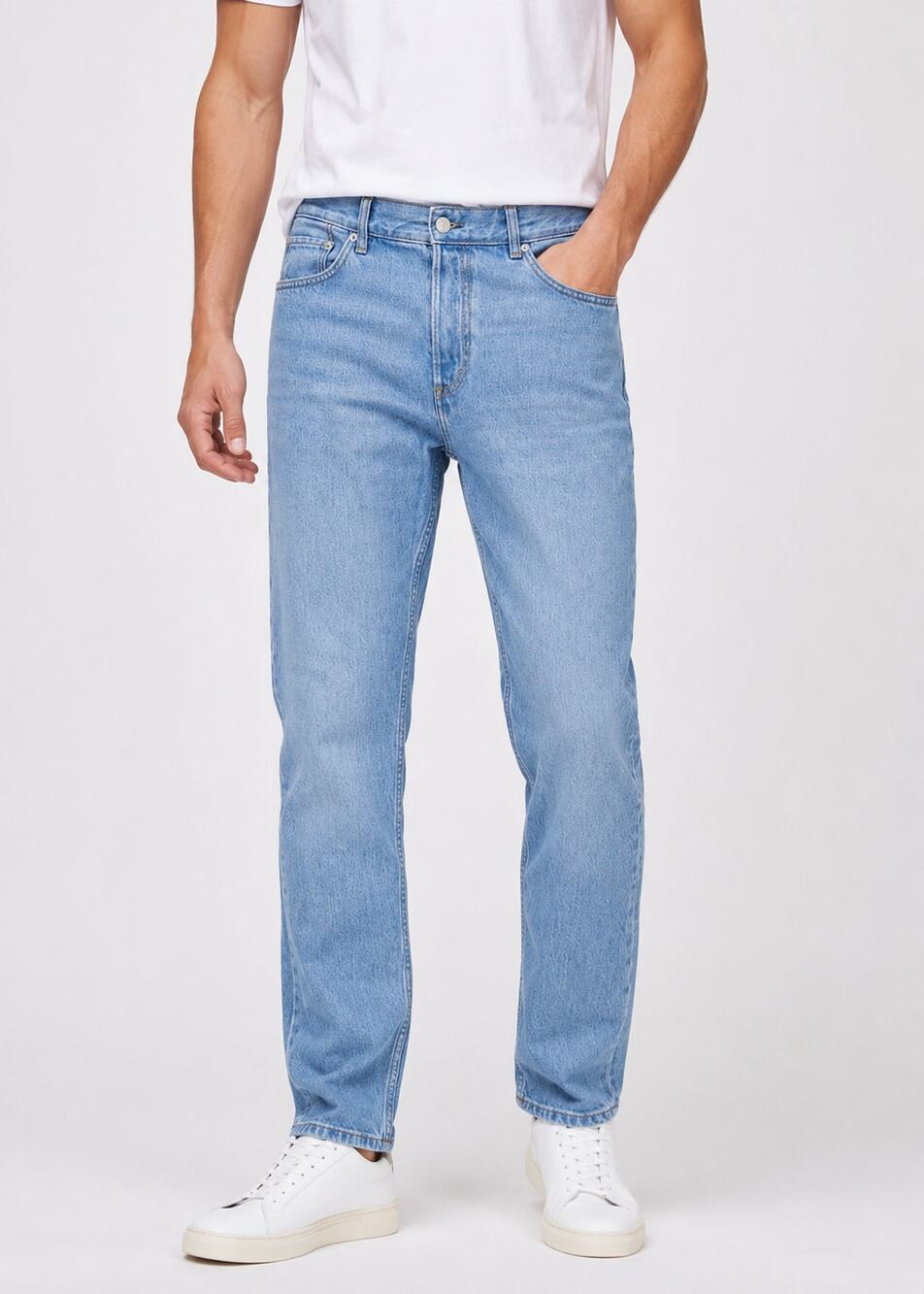 COS Mens Pillar Tapered Leg Jeans Mid Rise Slim Straight Leg Light Wash Blue 34